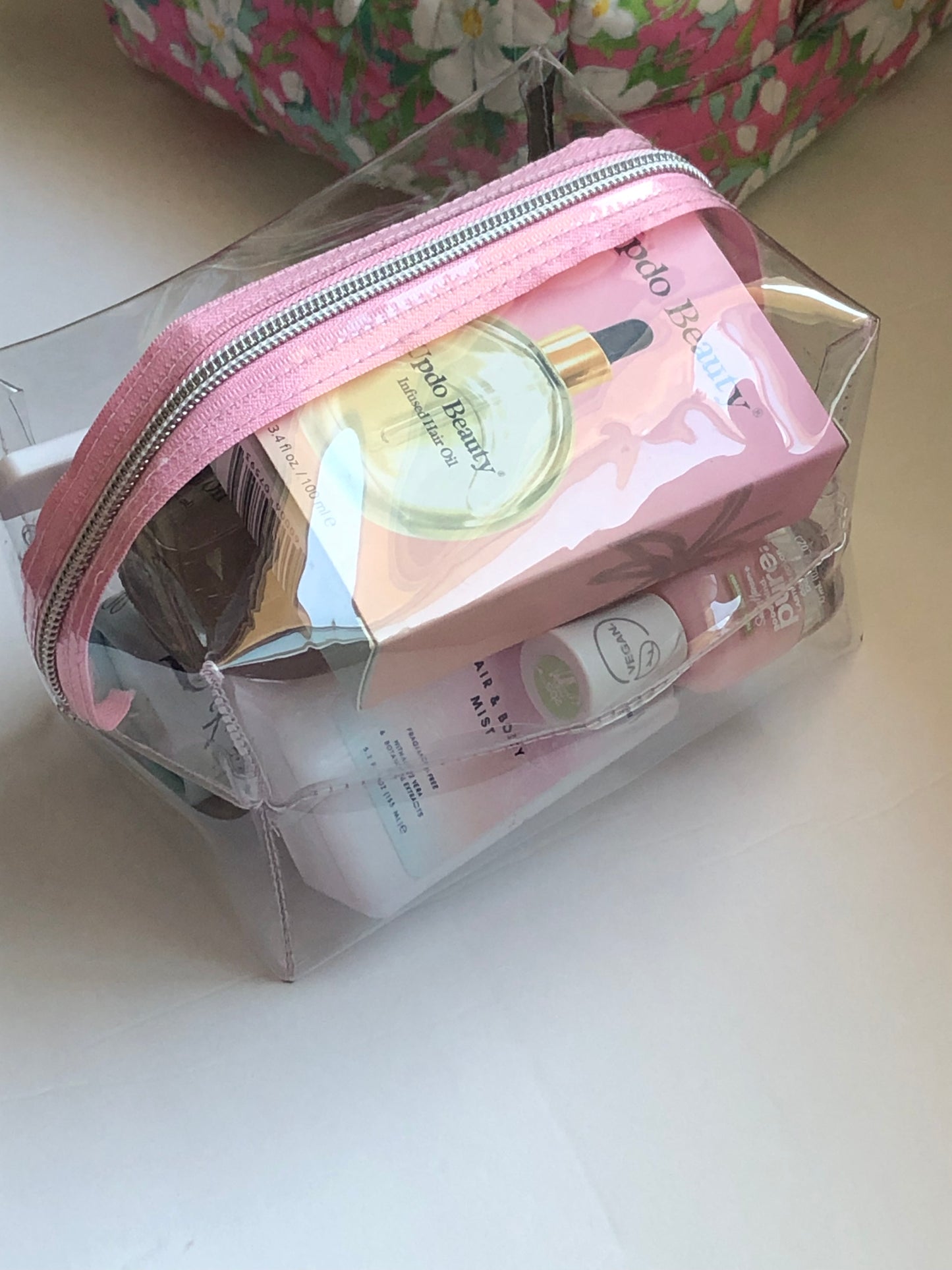 Updo Clear Cosmetic Bag